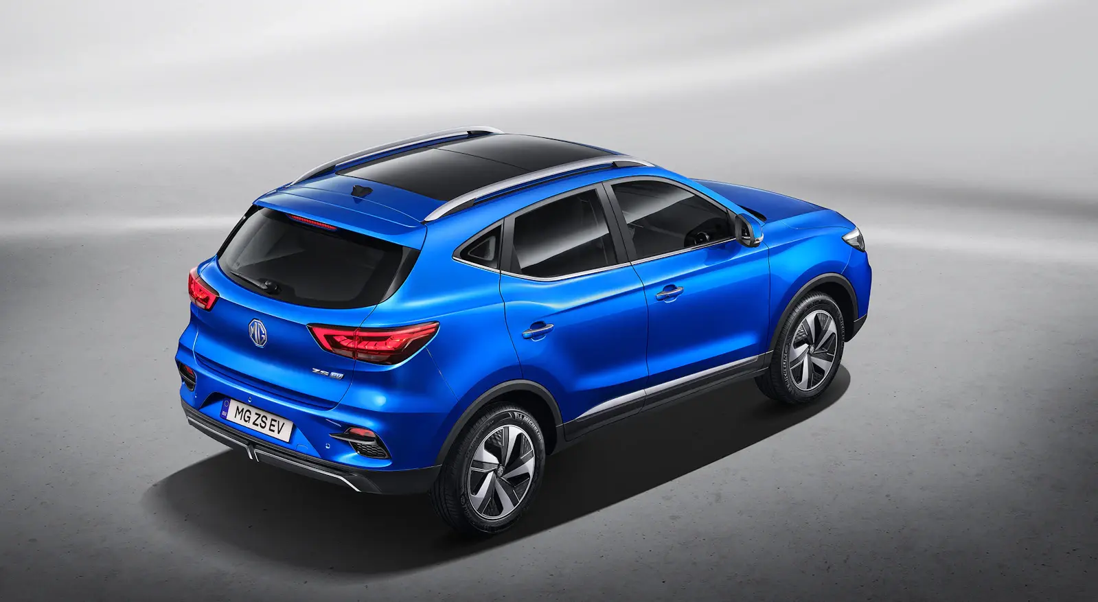 mg-zs-ev-MY23-blue-rear-quarter