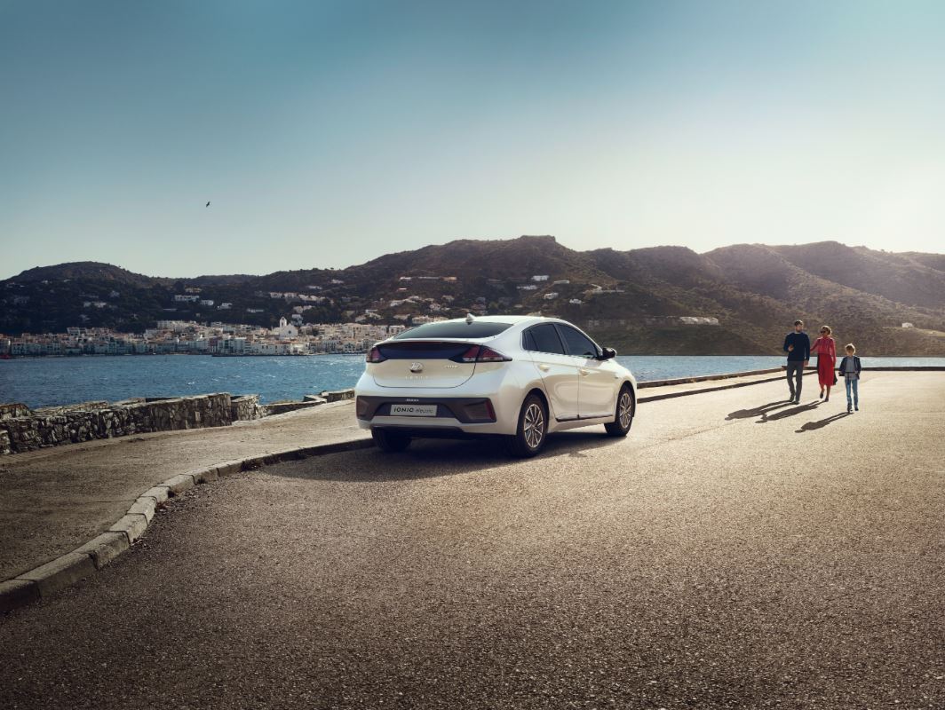 Hyundai IONIQ Electric Hyundai Electric Car Price & Plans